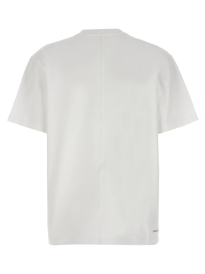 T-Shirt by Armarium for women in cotton white features an edgy silhouette, meticulously detailed with a sophisticated and crew neckline for a truly edgy finish.