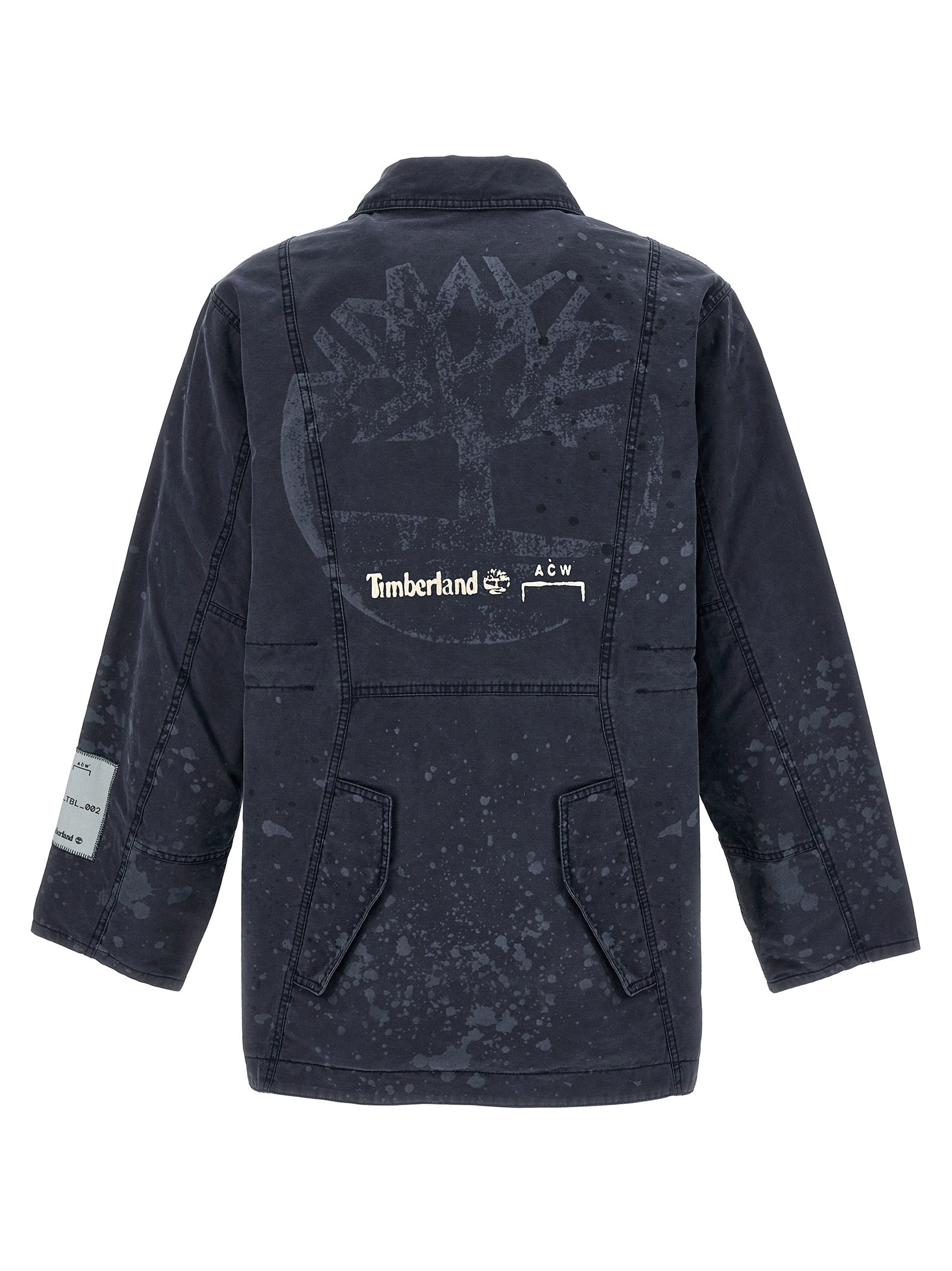 Overcoat by A-COLD-WALL* for men in cotton blue showcases a architectural silhouette, artfully detailed with a distinctive and functional pockets for a architectural finish.