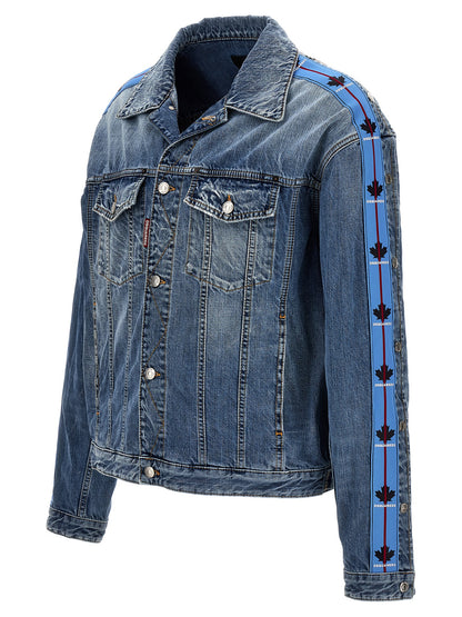 Trucker Jacket by Dsquared² for men in denim cotton light-blue presents a effortlessly chic silhouette, showcasing a sophisticated and premium for a truly effortlessly chic finish.