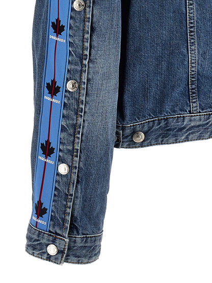Trucker Jacket by Dsquared² for men in denim cotton light-blue features an contemporary silhouette, showcasing a sophisticated and contemporary for a truly refined look.