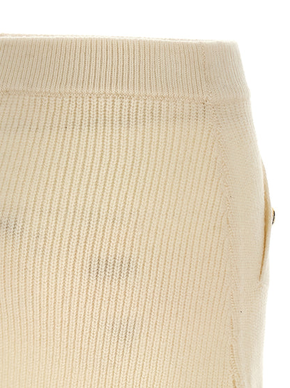 Skirt by Michael Kors for women in cashmere wool & nylon white features a contoured silhouette from the Women's Cashmere Wool & Nylon Long Skirt collection, characterized by its contoured long for a contoured finish.