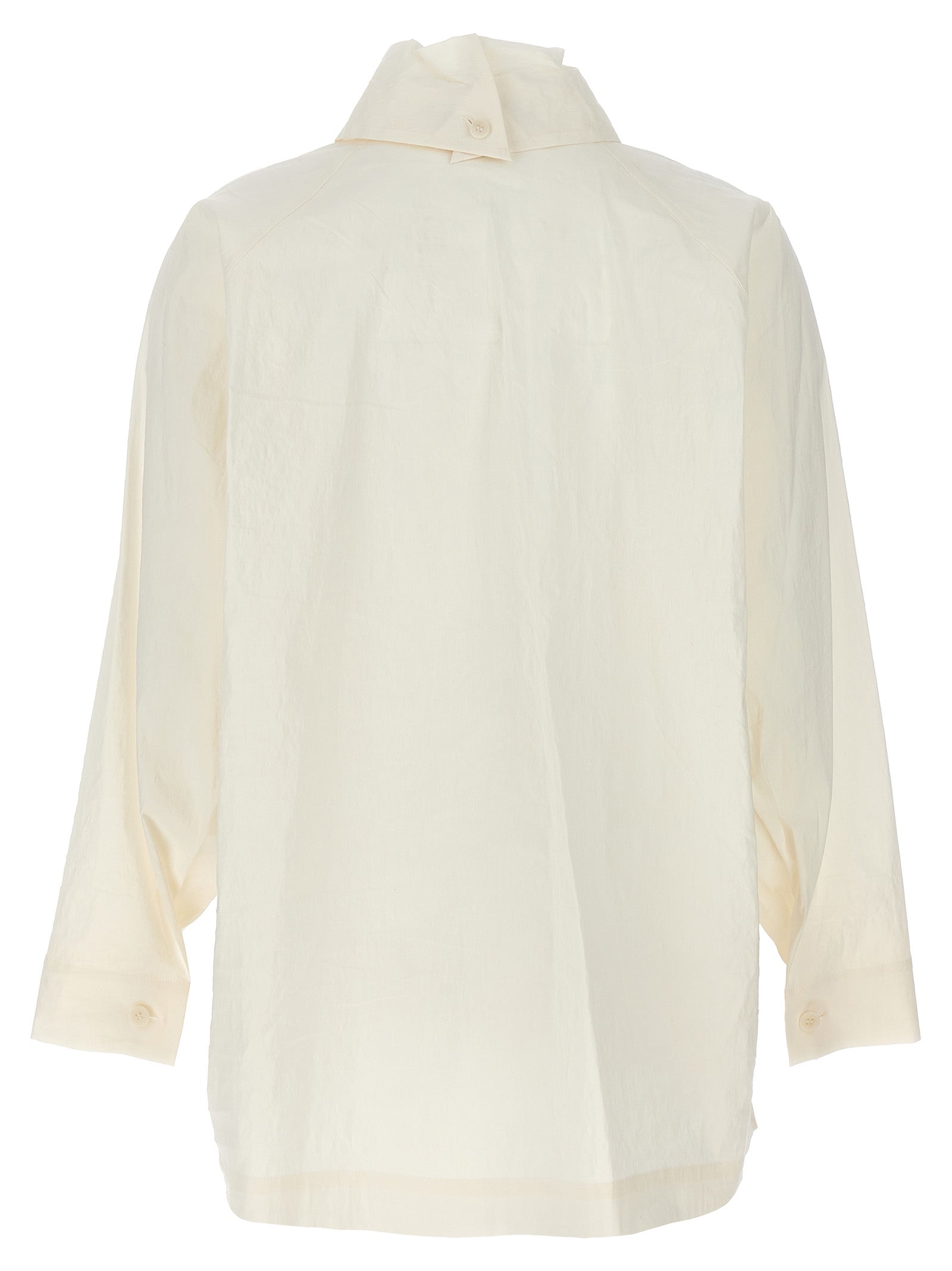 Blouse by Issey Miyake for women in nylon polyurethane & linen white presents a discerning silhouette, showcasing a sophisticated and for a truly discerning finish.