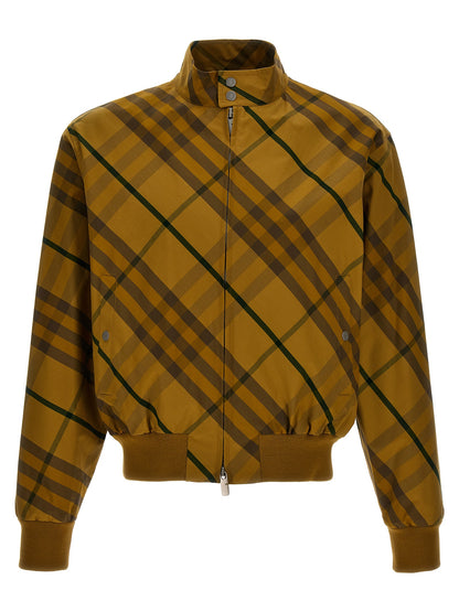 Bomber Jacket by Burberry for men in cotton bicolour, yellow & print features an contemporary silhouette, showcasing a sophisticated and contemporary pockets for a truly refined look.