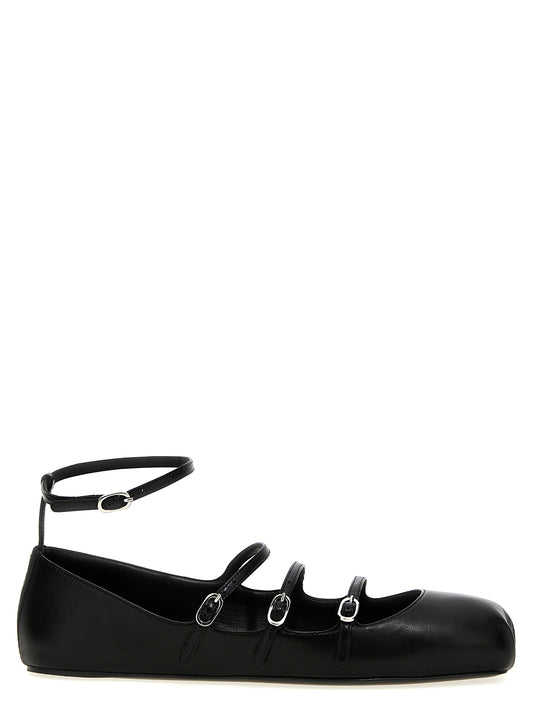 Ballet Flat Shoes by Alexander McQueen for women in calfskin leather black features an statuesque silhouette from the Women's Calfskin Leather Ballet Flat Shoes collection, showcasing a and a statuesque for a statuesque look.