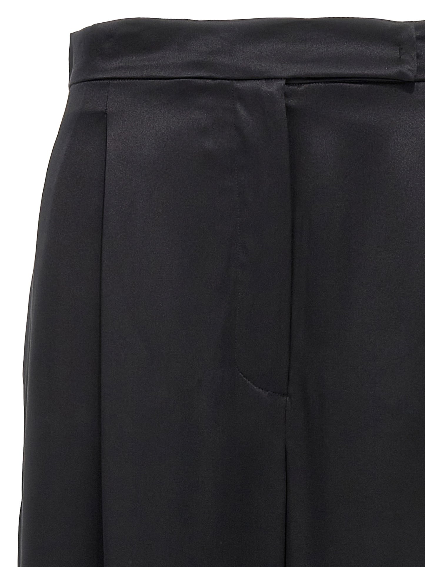 Casual Pants by Max Mara for women in silk black features a polished silhouette with a polished , reaching a polished long and finished with a polished .