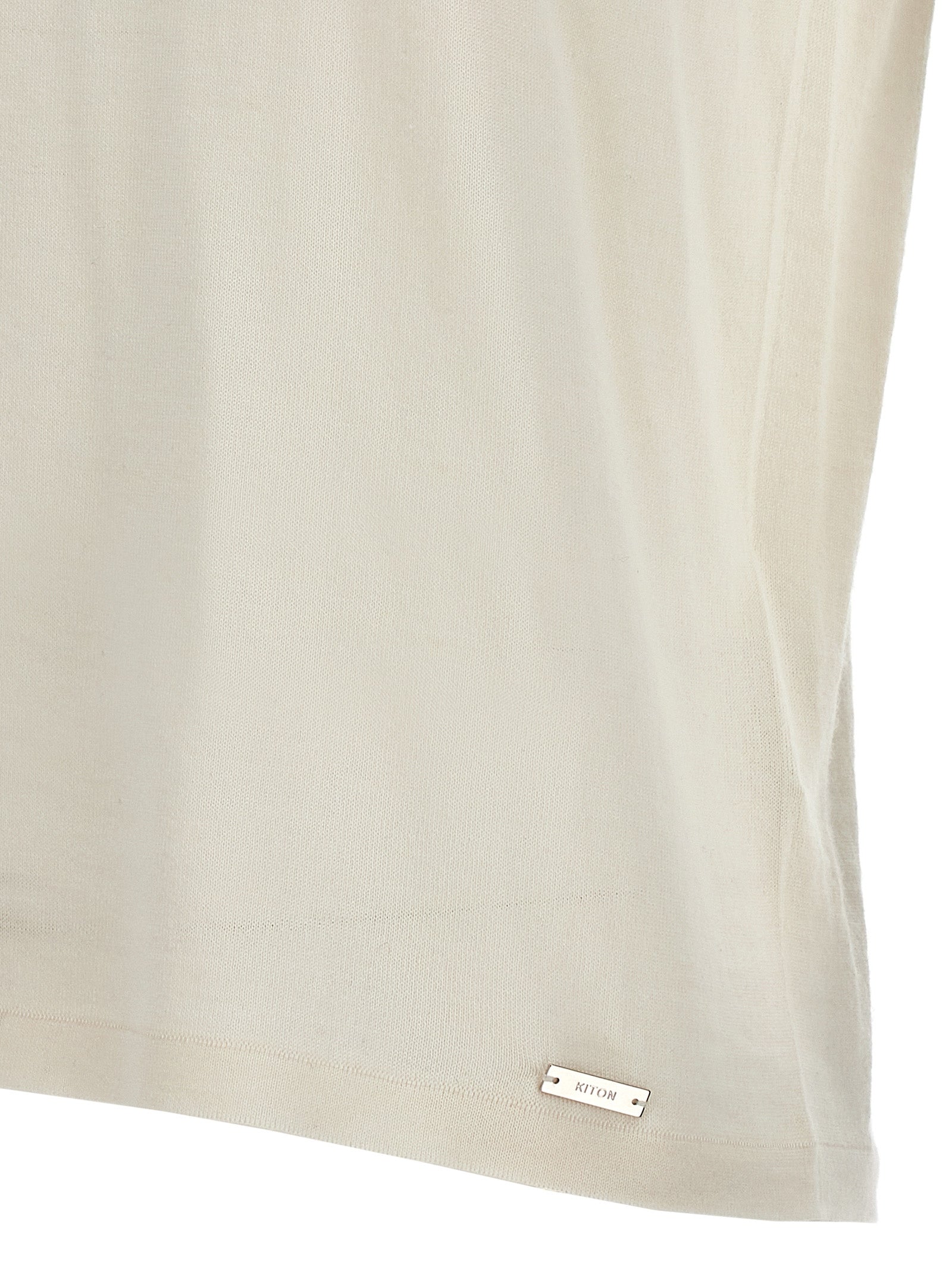 T-Shirt by Kiton for women in silk cashmere white & signature showcases a unassuming silhouette, artfully detailed with a refined and unassuming for a sophisticated, contemporary look.