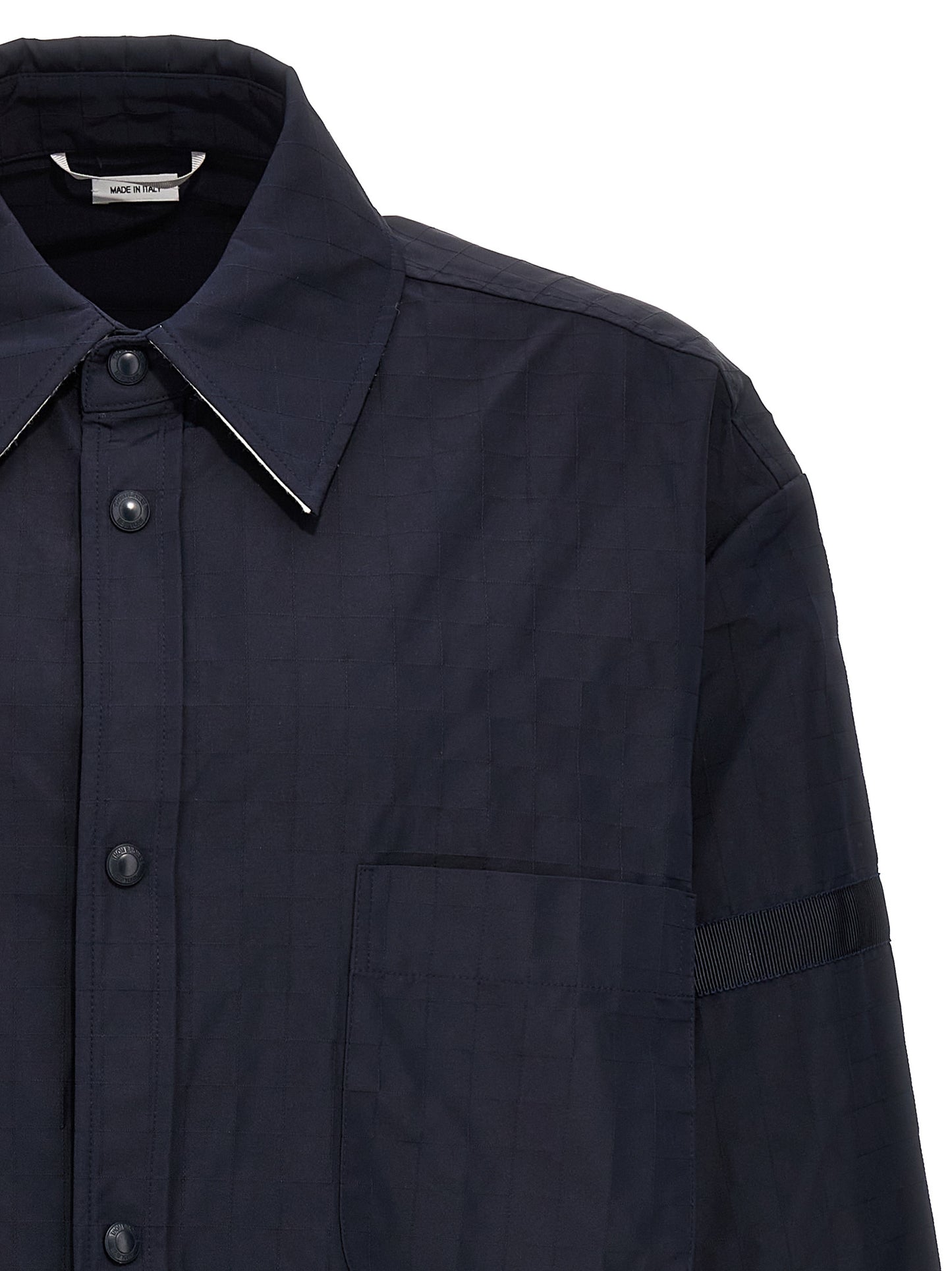 Overshirt by Thom Browne for men in polyamide polyurethane & nylon blue showcases a sublime silhouette, artfully detailed with a sublime and for a sophisticated, sublime finish.