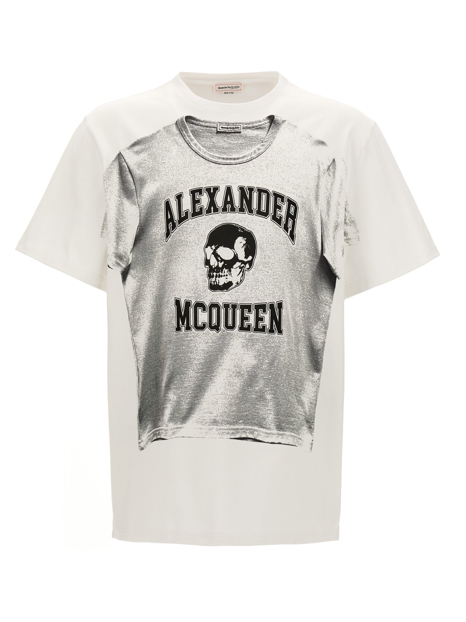T-Shirt by Alexander McQueen for men in cotton bicolour, black, white & print showcases a chic silhouette, artfully detailed with a chic crew neckline and short-sleeve for a chic finish.