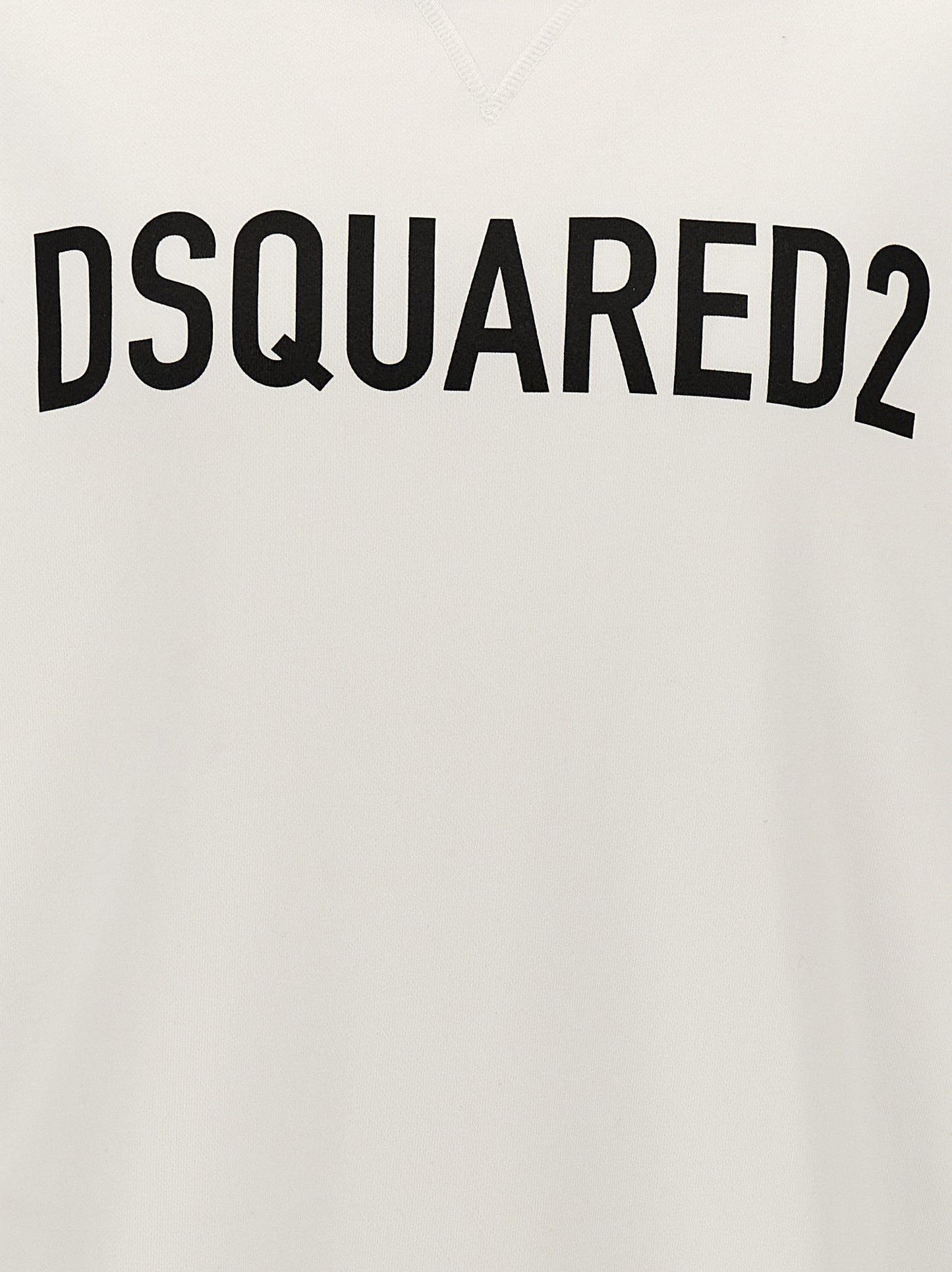 Sweatshirt Hoodie by Dsquared² for men in cotton bicolour, black, white & print features a authentic silhouette, showcasing a sophisticated and authentic detail for a refined finish.