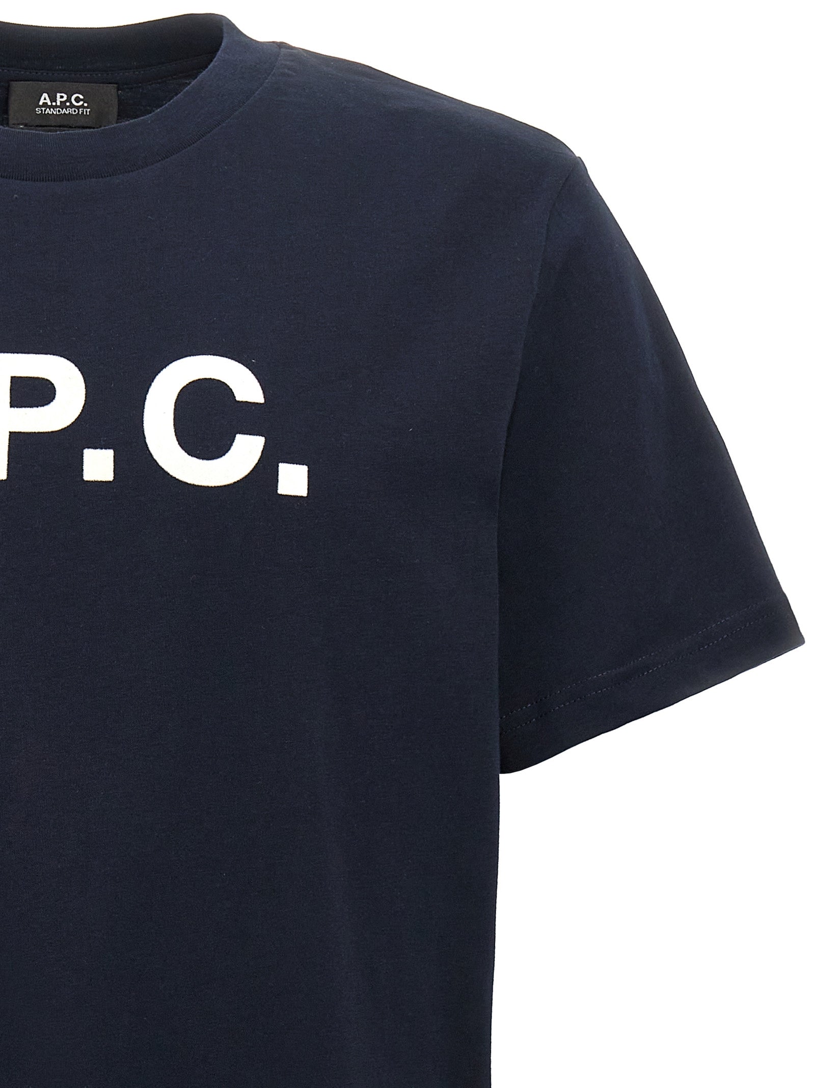 T-Shirt by A.P.C. for men in cotton blue features an on trend silhouette, perfectly showcasing a on trend and crew neckline for an elevated aesthetic.