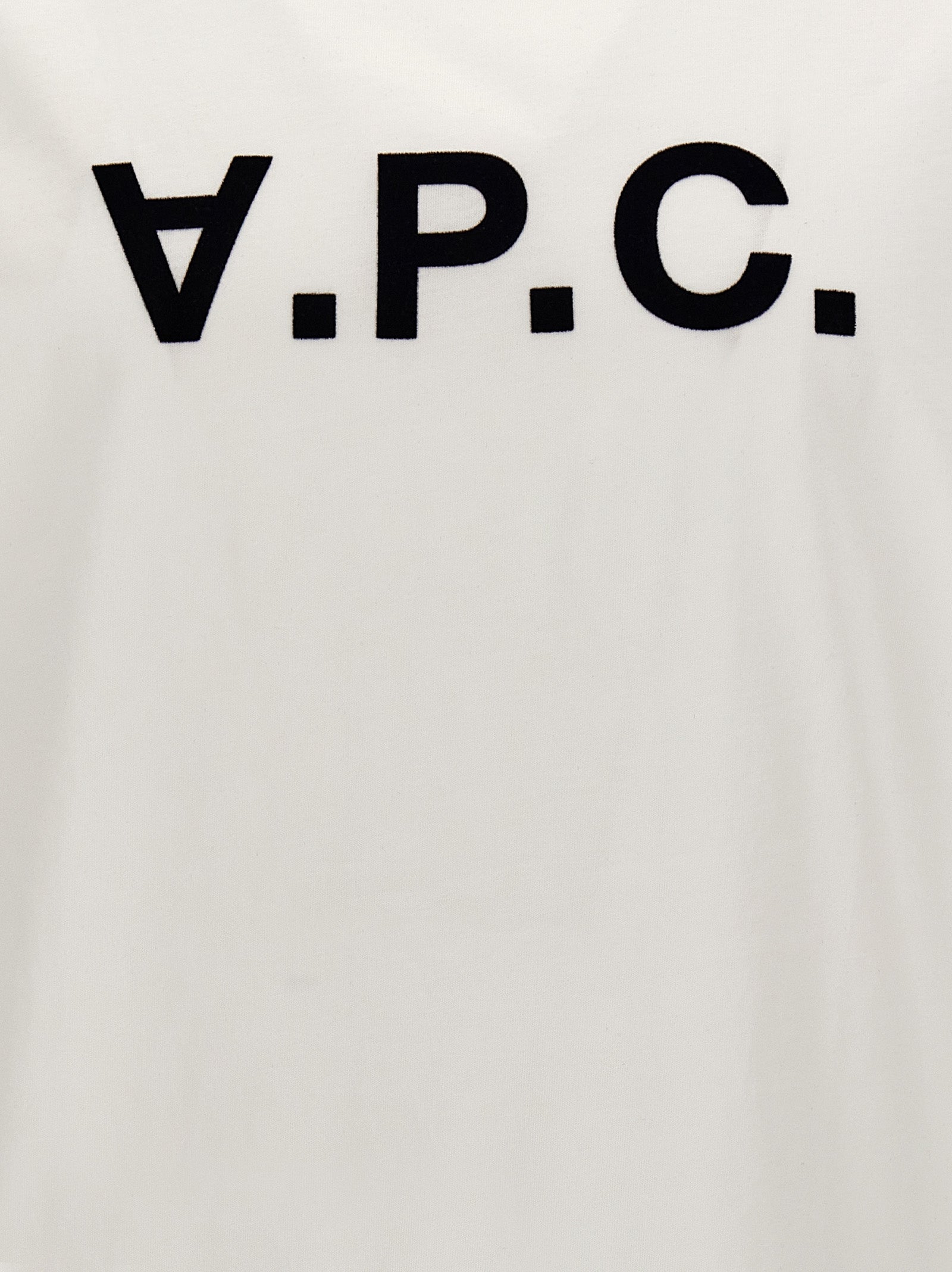 T-Shirt by A.P.C. for men in organic cotton white showcases a chic silhouette, artfully detailed with a chic and for a chic finish.