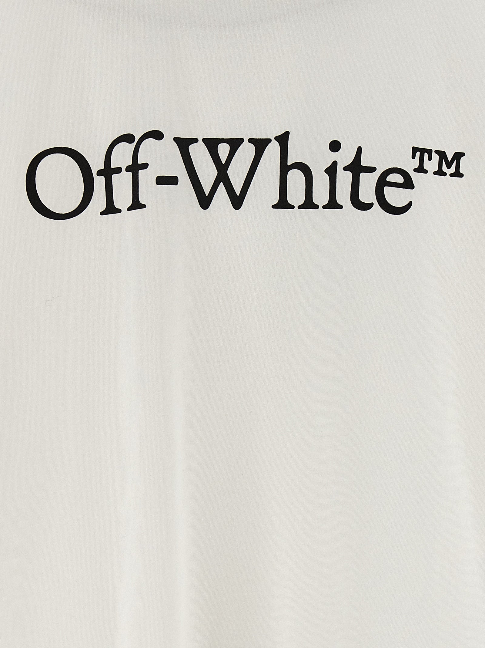 T-Shirt by Off-White for women in cotton white & print features an edgy silhouette, meticulously detailed with a sophisticated and for a truly edgy finish.