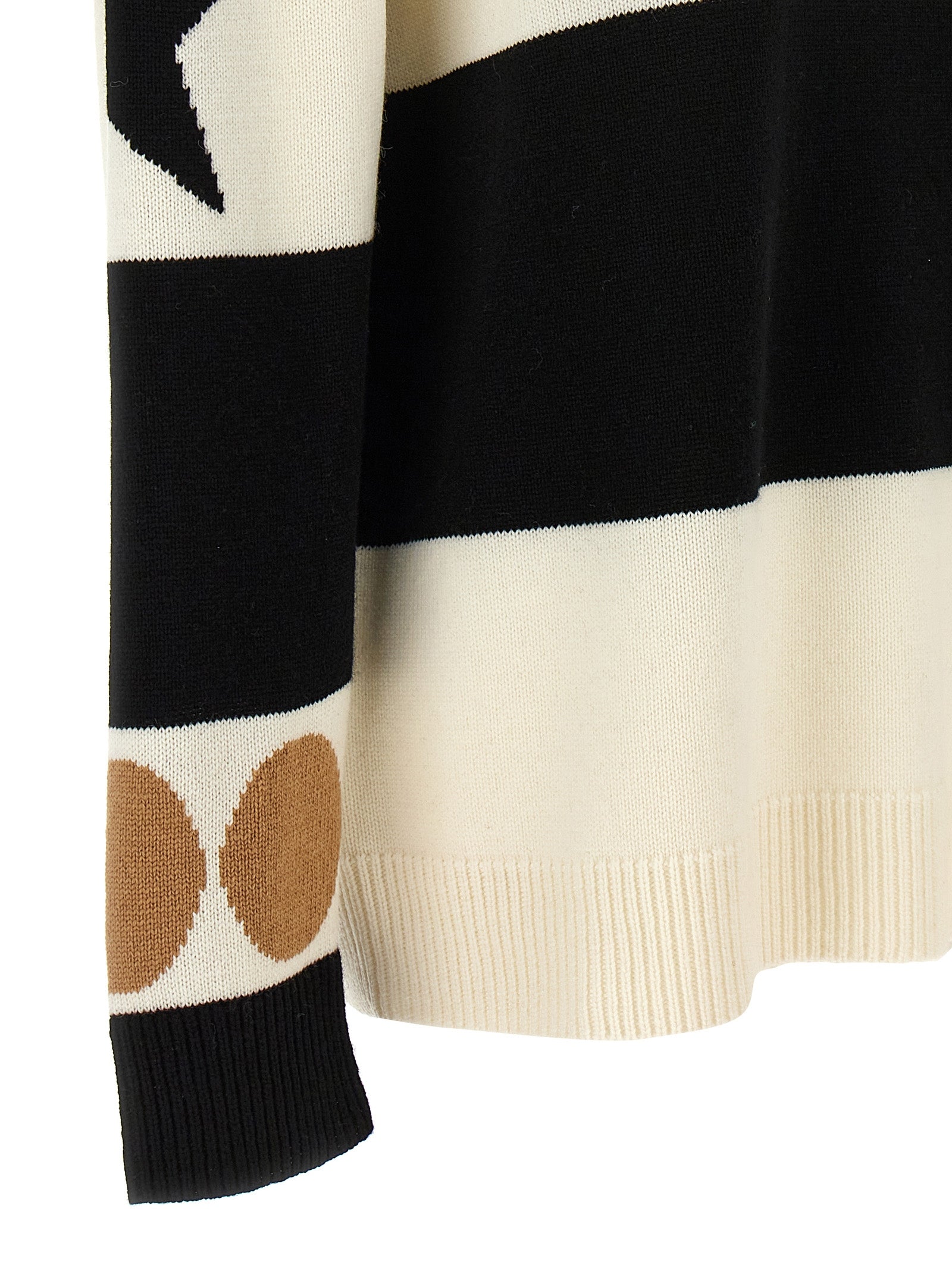 Cardigan by Max Mara for women in cashmere black features an impeccable silhouette, showcasing a sophisticated and detail for a truly impeccable finish.