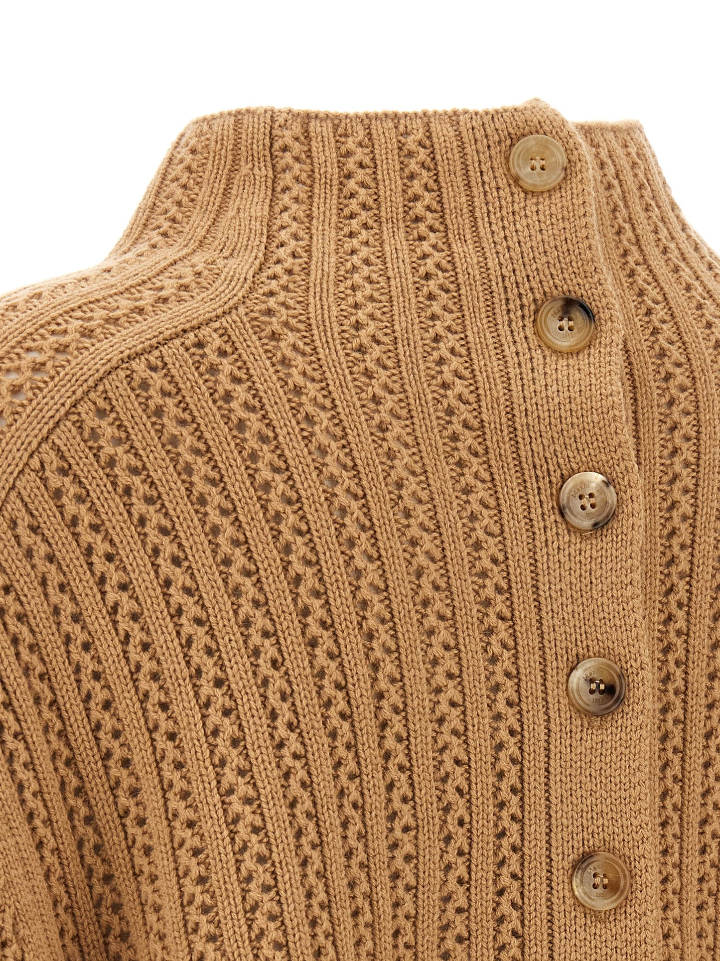 Cardigan by Max Mara for women in cashmere beige features an impeccable silhouette, showcasing a sophisticated and detail for a truly impeccable finish.