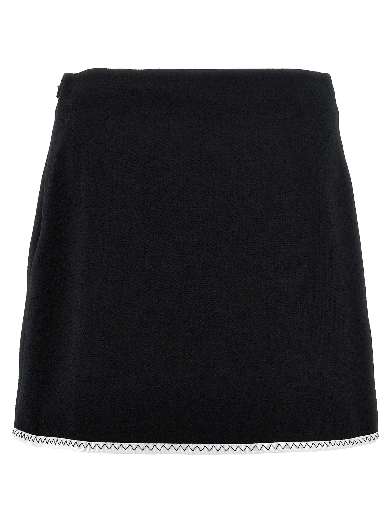 Skirt by Moschino for women in viscose wool crepe bicolour, black & white showcases a dramatic silhouette, artfully capturing the essence of the Heart Spin Women's Viscose Wool Crepe Long Skirt in a dramatic long cut for a refined look.