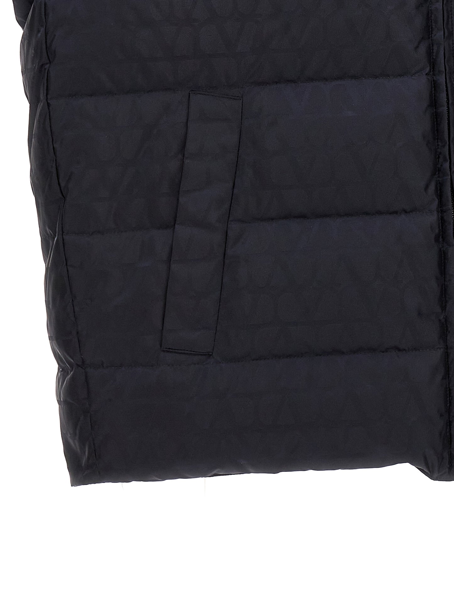 Vest by Valentino Garavani for men in polyamide multicolor & toile features a chic silhouette, expertly detailed with a refined and premium pockets & windproof for a truly chic look.