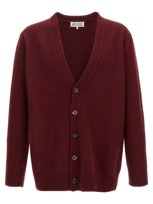 Cardigan by Maison Margiela for men in wool bordeaux showcases a captivating silhouette, artfully detailed with a captivating and for a truly sophisticated captivating look.