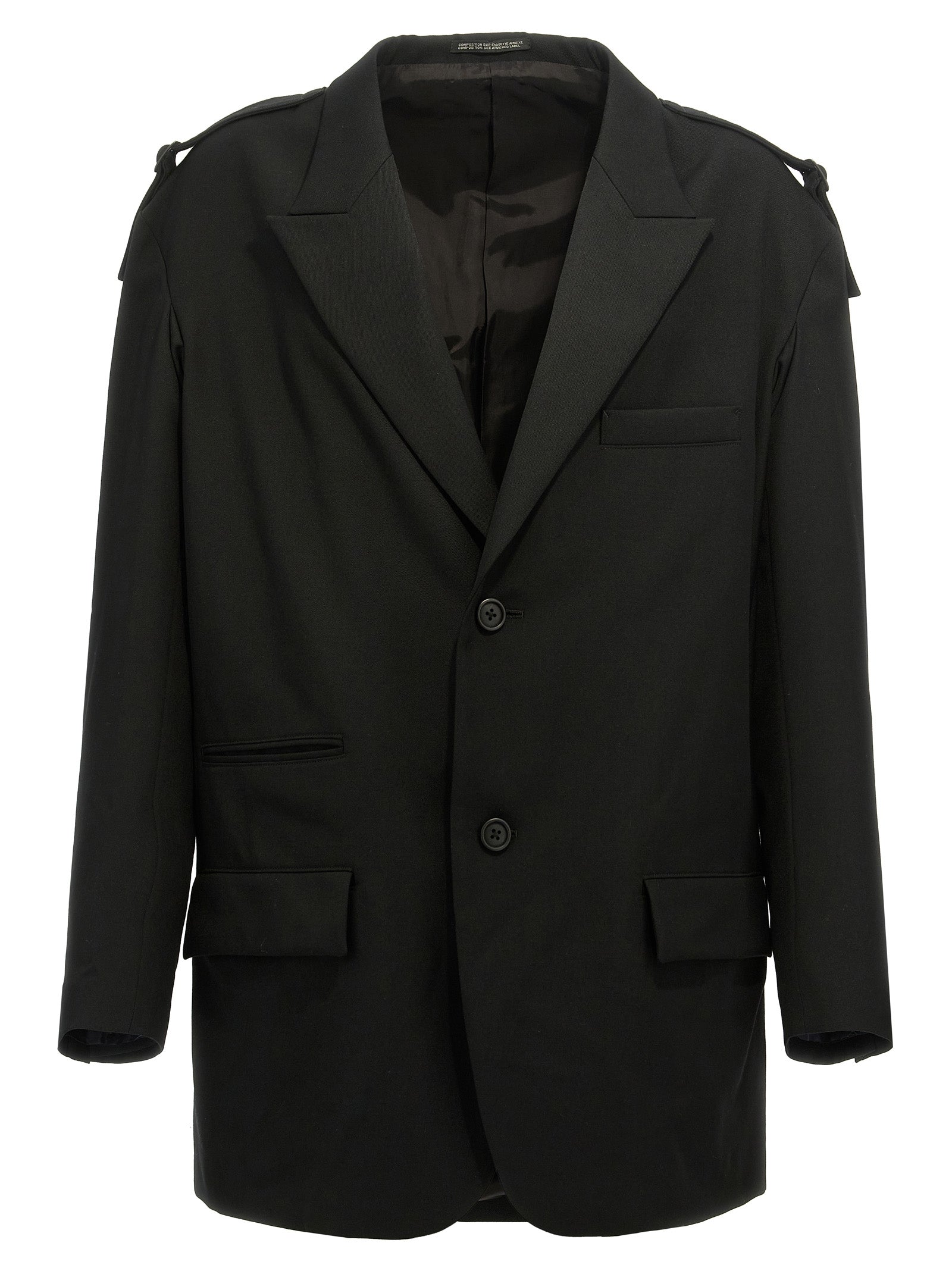This Blazer by Yohji Yamamoto for men in wool black presents a tailored silhouette, meticulously tailored with a tailored and distinctive for a tailored finish.