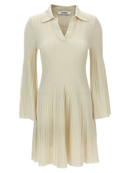 Skirt by ANTONINO VALENTI for women in plush cashmere white features a captivating silhouette, showcasing the captivating Women's Plush Cashmere Mini Skirt design with a sophisticated mini for a captivating look.
