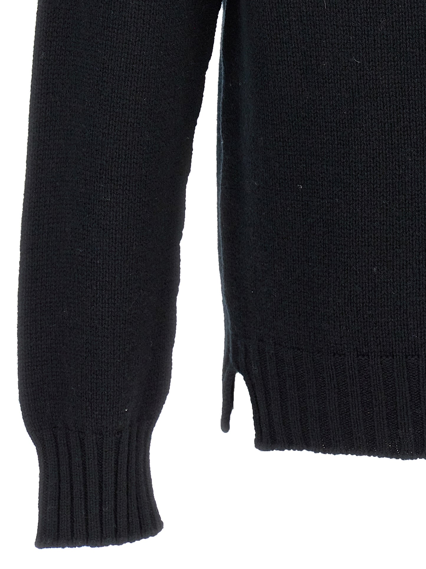 Cardigan by MA'RY'YA for men in cashmere silk & modacrylic black showcases a luxurious silhouette, meticulously detailed with a sophisticated and for a refined finish.