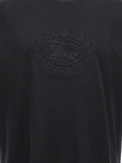 T-Shirt by Burberry for men in cotton black showcases a unassuming silhouette, artfully detailed with a refined crew neckline and unassuming for a sophisticated, contemporary look.