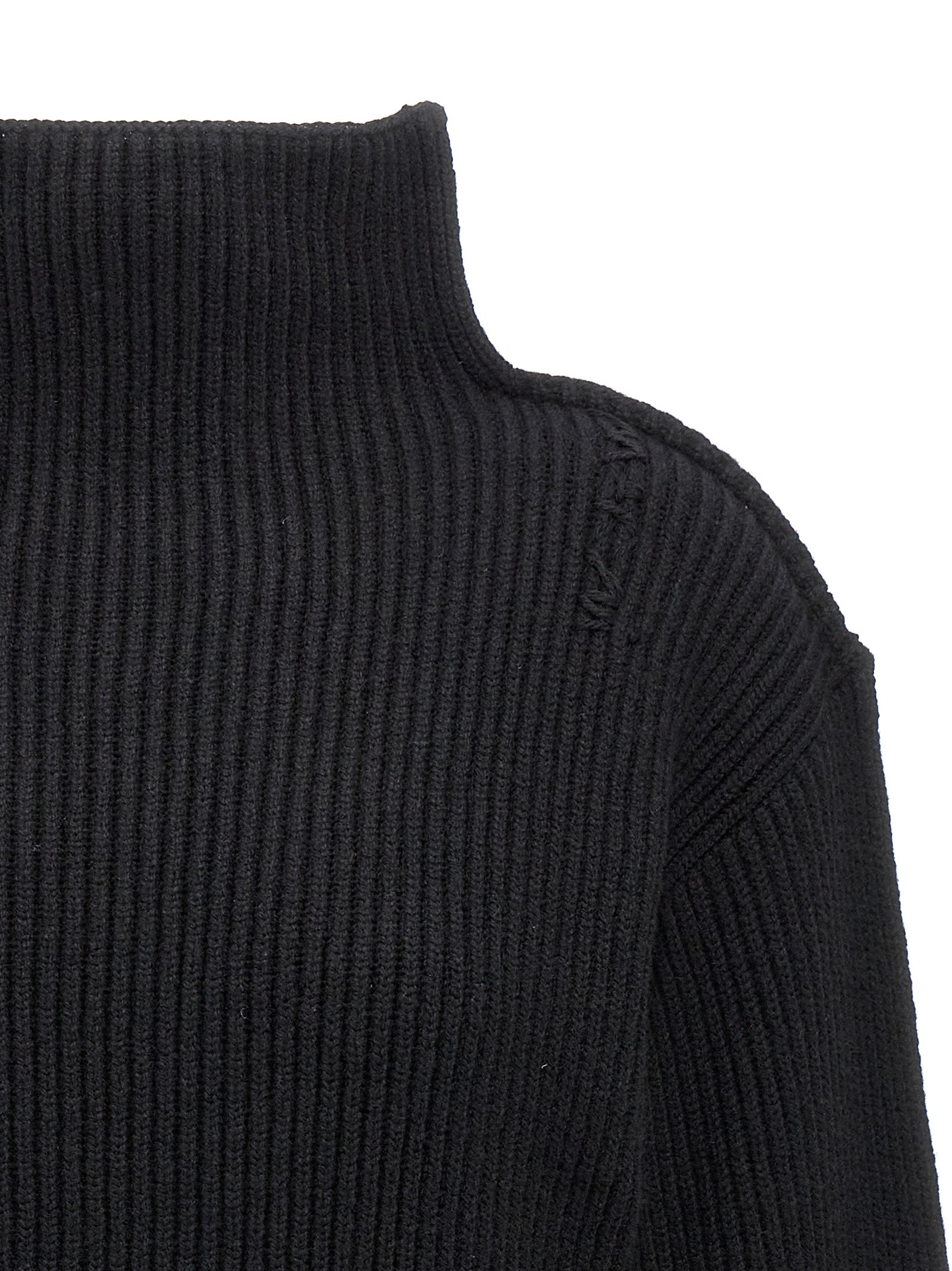 Cardigan by Marni for women in wool black showcases a luxurious silhouette, meticulously detailed with a sophisticated high-neck neckline and for a refined finish.