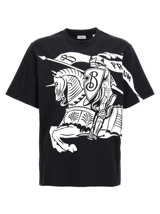T-Shirt by Burberry for men in cotton bicolour, black, white & print features a plush silhouette, showcasing a sophisticated crew neckline and short-sleeve for a truly plush finish.