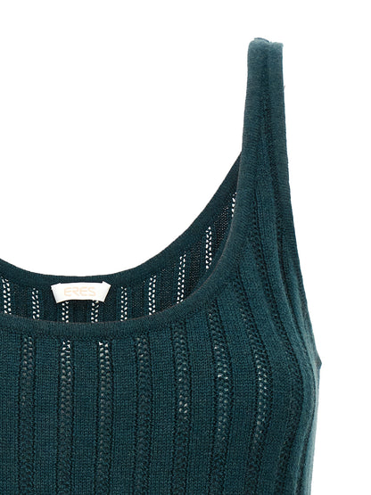 T-Shirt by Eres for women in cashmere bicolour & green showcases a dramatic silhouette, elegantly detailed with a dramatic and for a truly dramatic finish.