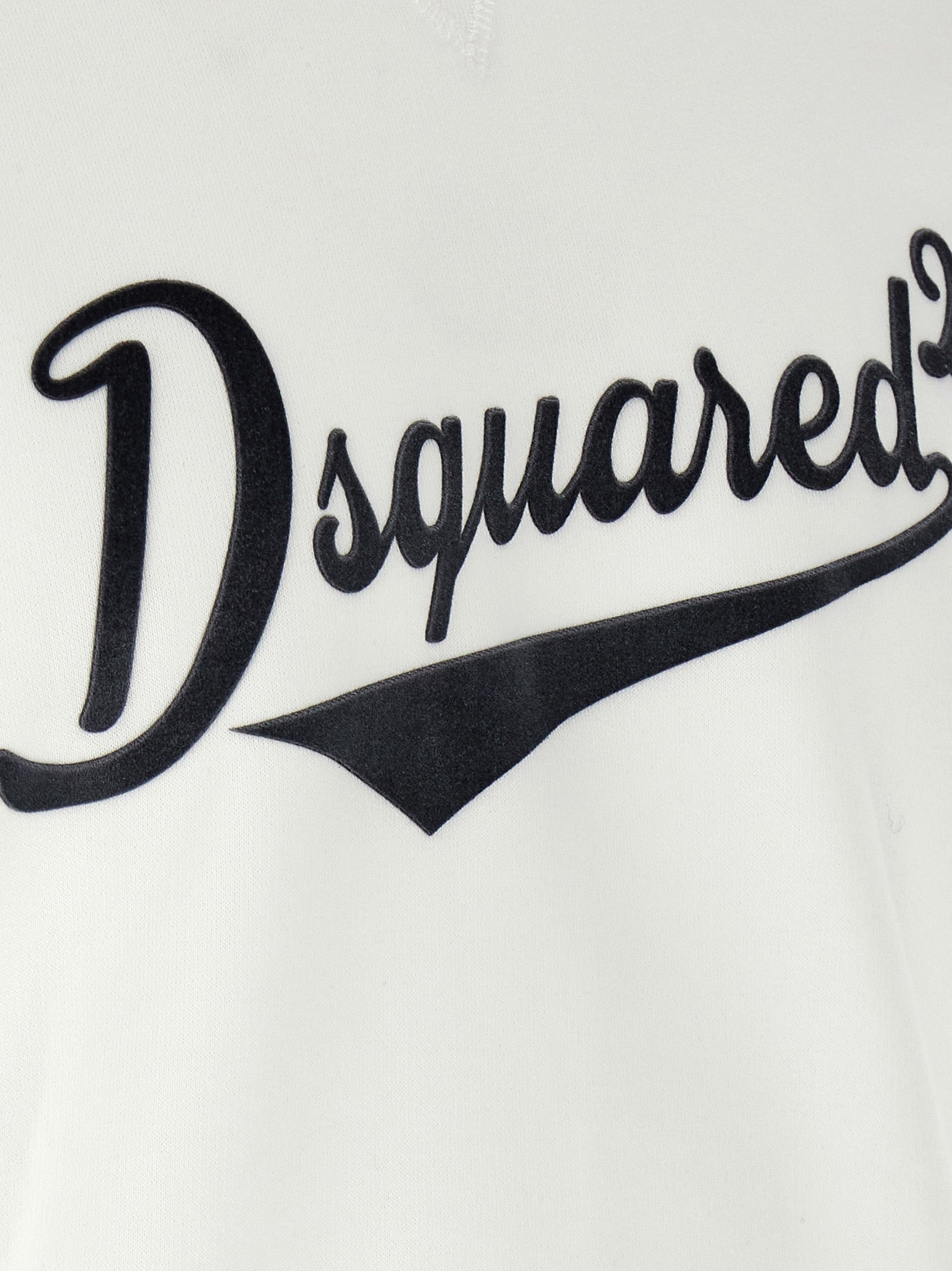 Sweatshirt by Dsquared² for men in velvet cotton white features an magnificent silhouette, showcasing a sophisticated and detail for a truly magnificent finish.