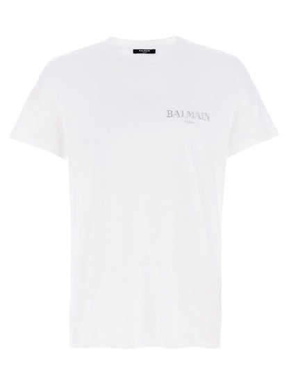 T-Shirt by Balmain for men in organic cotton white features a plush silhouette, showcasing a sophisticated crew neckline and short-sleeve for a truly plush finish.