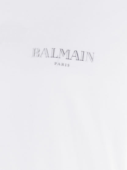 T-Shirt by Balmain for men in organic cotton white showcases a fashionable silhouette, elegantly detailed with a fashionable and for a sophisticated, high-fashion look.