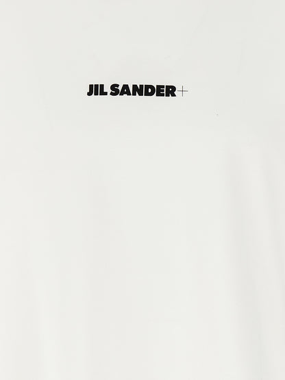 T-Shirt by Jil Sander for men in cotton white, signature & print features an on trend silhouette, perfectly showcasing a on trend and for an elevated aesthetic.