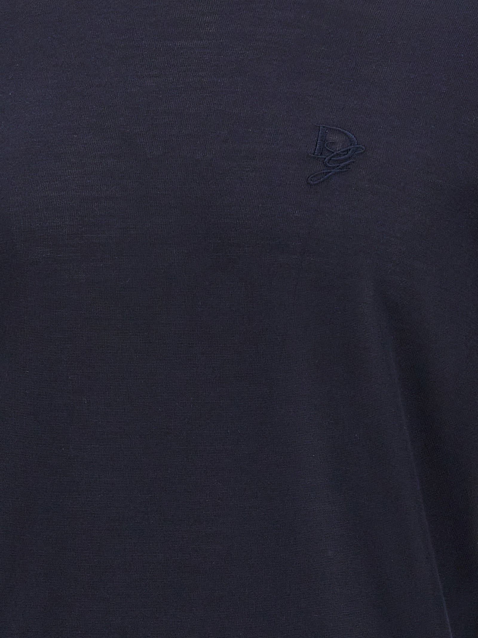 Cardigan by Dolce & Gabbana for men in silk blue features an crisp silhouette, showcasing a sophisticated and detail for a truly crisp finish.