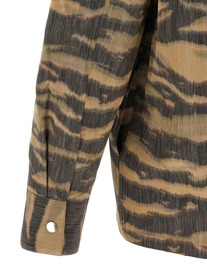 Shirt by Jil Sander for men in polyester & silk multicolor, camouflage & print presents a discerning silhouette, showcasing a sophisticated and for a truly discerning finish.