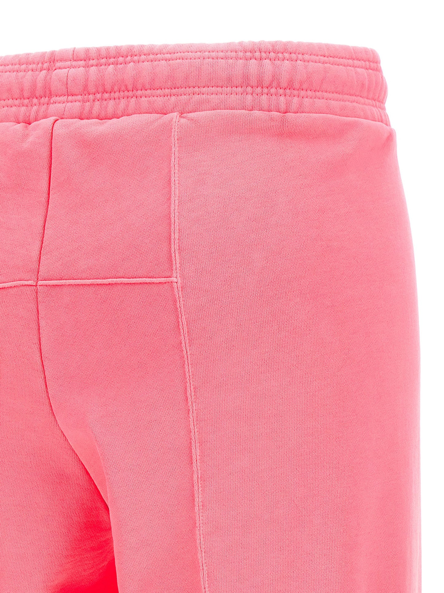 Joggers by Vetements for women in cotton polyester multicolor, pink & print features an sophisticated and with a precise long, creating a sophisticated and sophisticated silhouette.