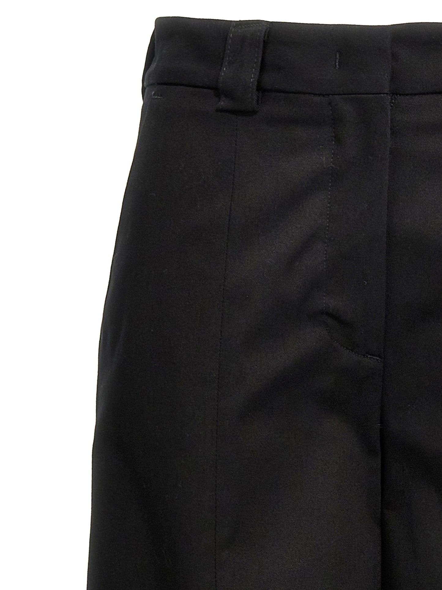 Trousers by THELATEST for women in stretch cotton black presents a smart silhouette, meticulously detailed with a smart straight-leg & wide, a smart long, and a smart .
