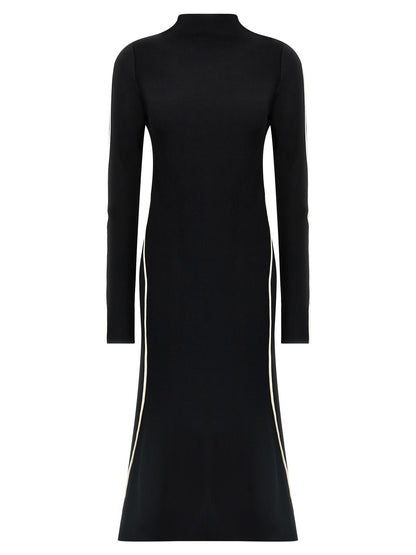 Dress by Sportmax for women in polyamide polyester viscose crepe bicolour, black & white features an cute silhouette, detailed with a long-sleeve and that elegantly flows into a cute midi.