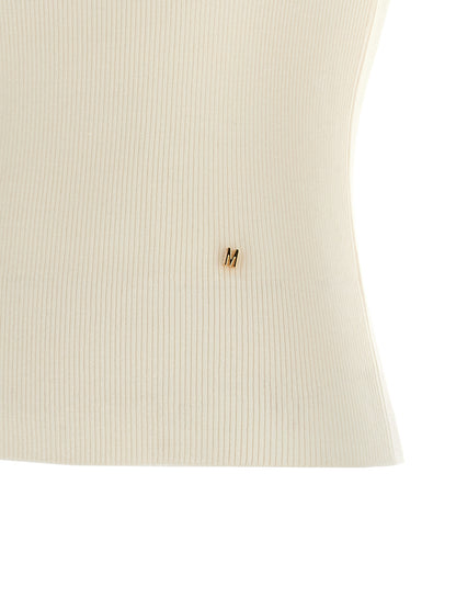 T-Shirt by Moschino for women in virgin wool & silk white features an on trend silhouette, perfectly showcasing a on trend and for an elevated aesthetic.