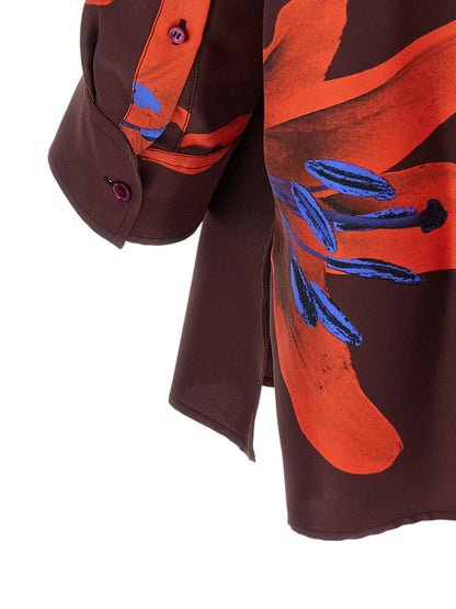 Blouse by Alexander McQueen for women in silk twill multicolor & print presents a discerning silhouette, showcasing a sophisticated and for a truly discerning finish.