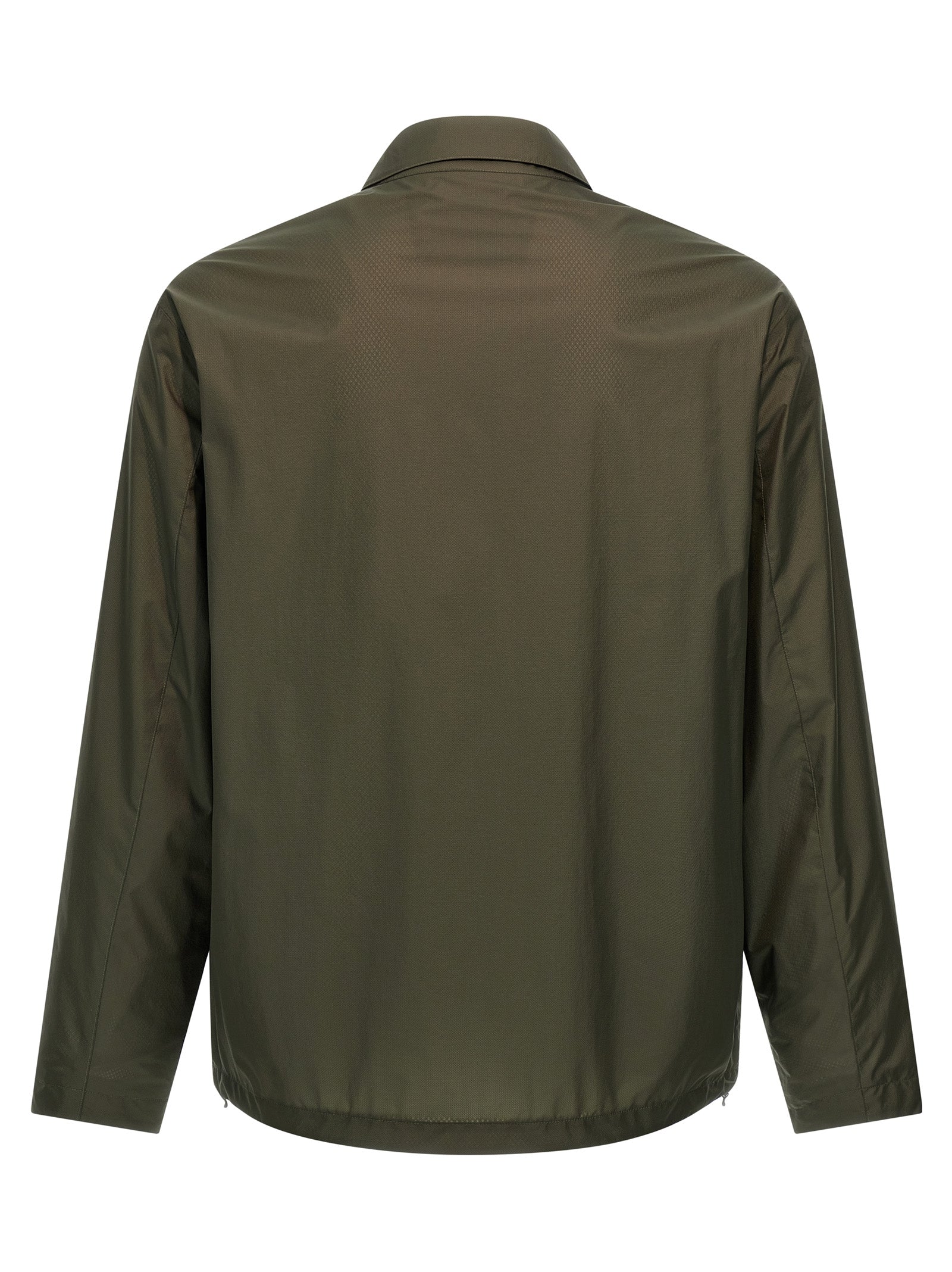Overshirt by C.P. Company for men in polyamide bicolour & green showcases a sublime silhouette, artfully detailed with a sublime and for a sophisticated, sublime finish.