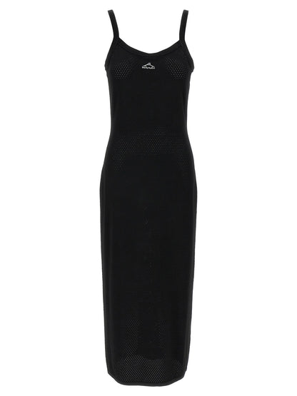 Dress by T BY ALEXANDER WANG for women in polyamide & viscose black features an magnificent silhouette, artfully detailed with a magnificent round neckline and that flows into an magnificent midi.