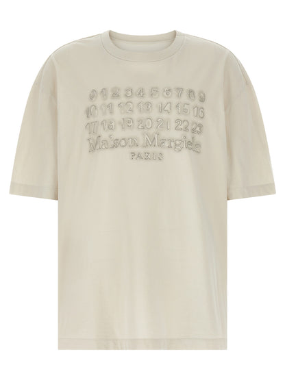 T-Shirt by Maison Margiela for men in cotton beige & print showcases a chic silhouette, artfully detailed with a chic and for a chic finish.