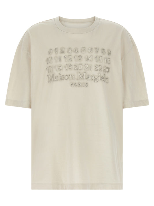 T-Shirt by Maison Margiela for men in cotton beige & print showcases a chic silhouette, artfully detailed with a chic and for a chic finish.