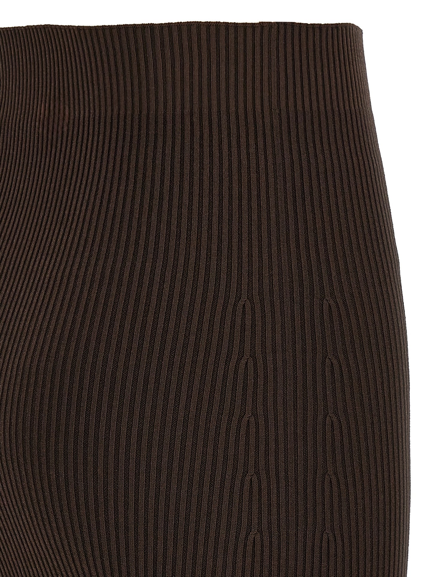Skirt by Max Mara for women in viscose polyester crepe brown features an relaxed-yet-refined silhouette that elegantly showcases the Women's Viscose Polyester Crepe Skirt design and sophisticated mini.