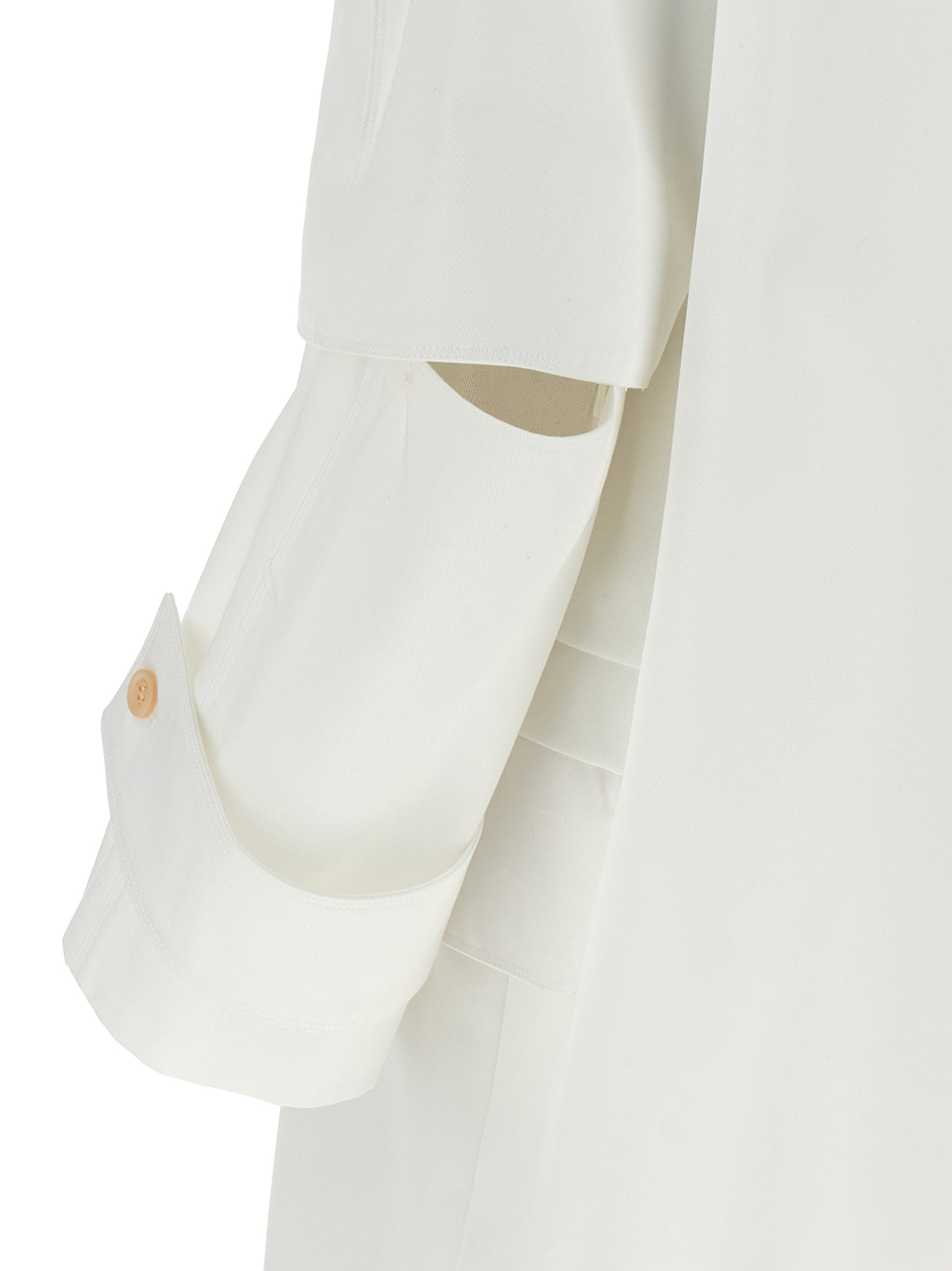 Trench Coat by Max Mara for women in cotton white features an dramatic silhouette, perfectly showcasing the elegant and sophisticated water-resistant & pockets for a truly dramatic aesthetic.