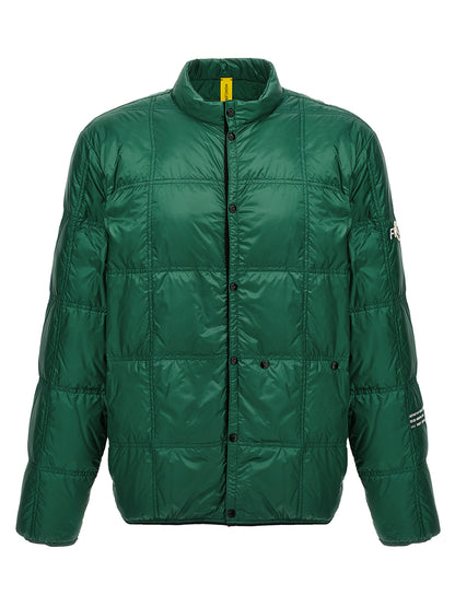 Puffer Jacket by MONCLER GENIUS for men in polyamide felt & feathers bicolour & green presents a effortlessly chic silhouette, showcasing a sophisticated high-neck neckline and premium insulated for a truly effortlessly chic finish.