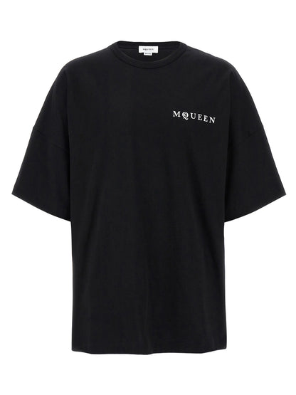 T-Shirt by Alexander McQueen for men in cotton bicolour, black, white & print features an edgy silhouette, meticulously detailed with a sophisticated and crew neckline for a truly edgy finish.