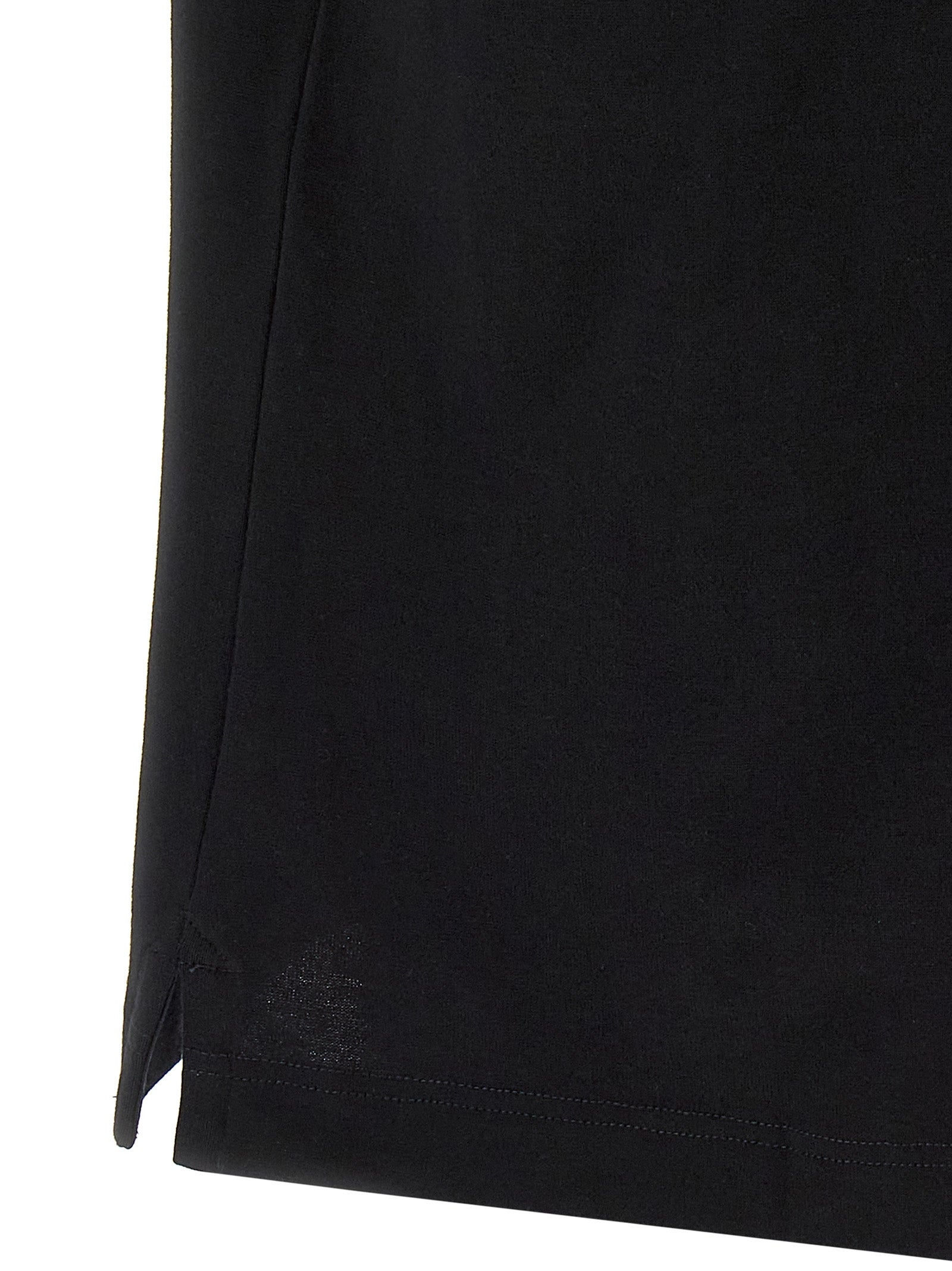 T-Shirt by Alexander McQueen for men in cotton bicolour, black, white & print showcases a chic silhouette, artfully detailed with a chic and for a chic finish.