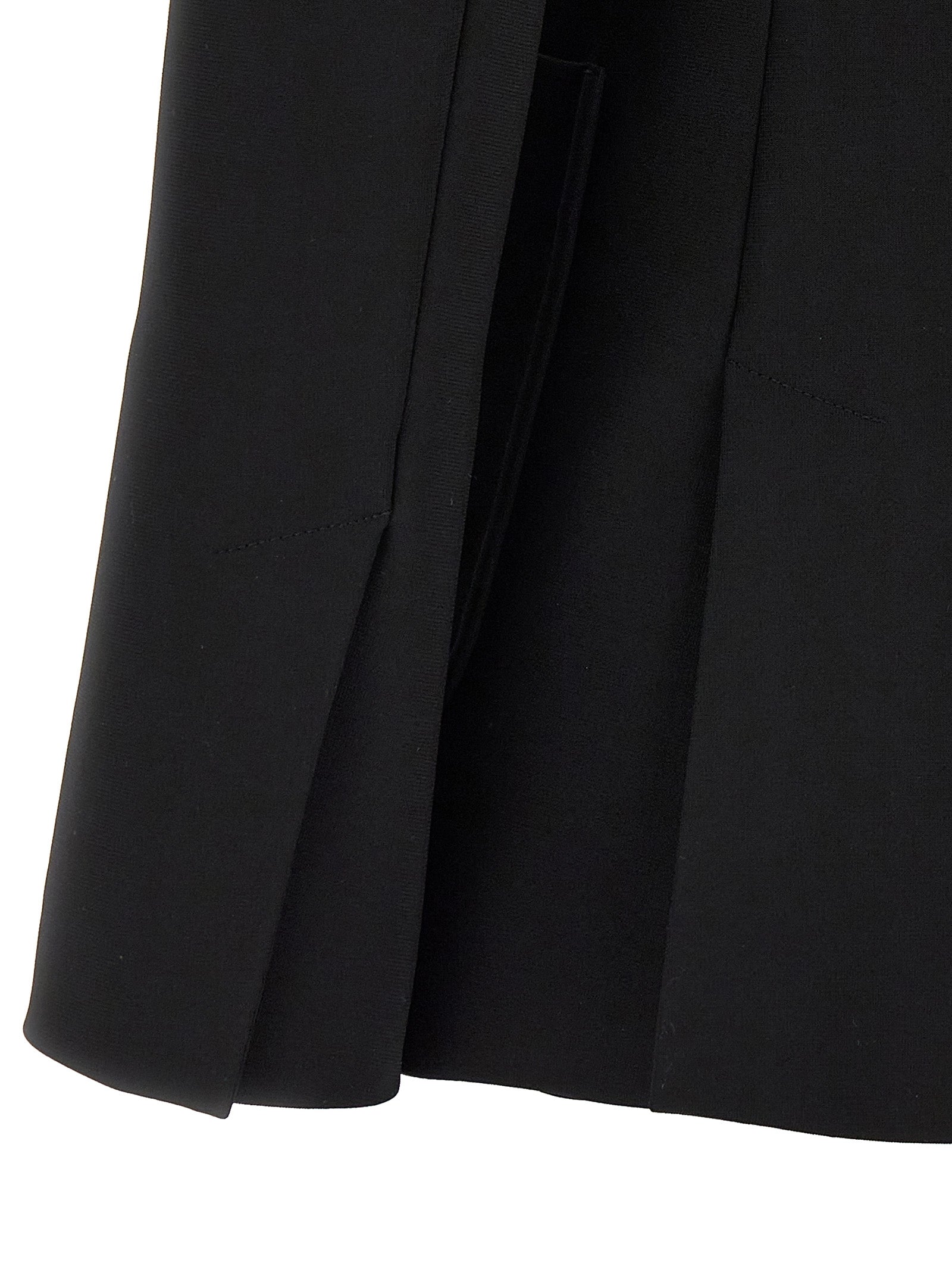 Blazer by Max Mara for women in stretch polyamide viscose black features an stylish silhouette, showcasing a sophisticated and stylish for a truly stylish finish.