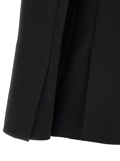 Blazer by Max Mara for women in stretch polyamide viscose black features an stylish silhouette, showcasing a sophisticated and stylish for a truly stylish finish.